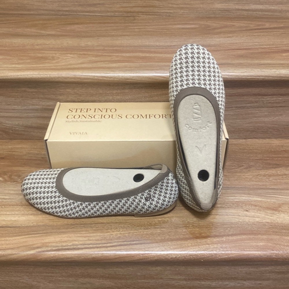 NWT VIVAIA Claire Round Toe Flats in Espresso Houndstooth Size EU 42 - Picture 2 of 13
